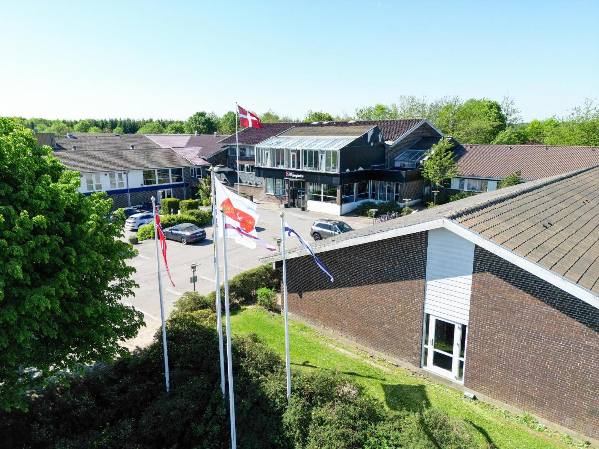 Hotel Pejsegaarden Braedstrup ภายนอก รูปภาพ