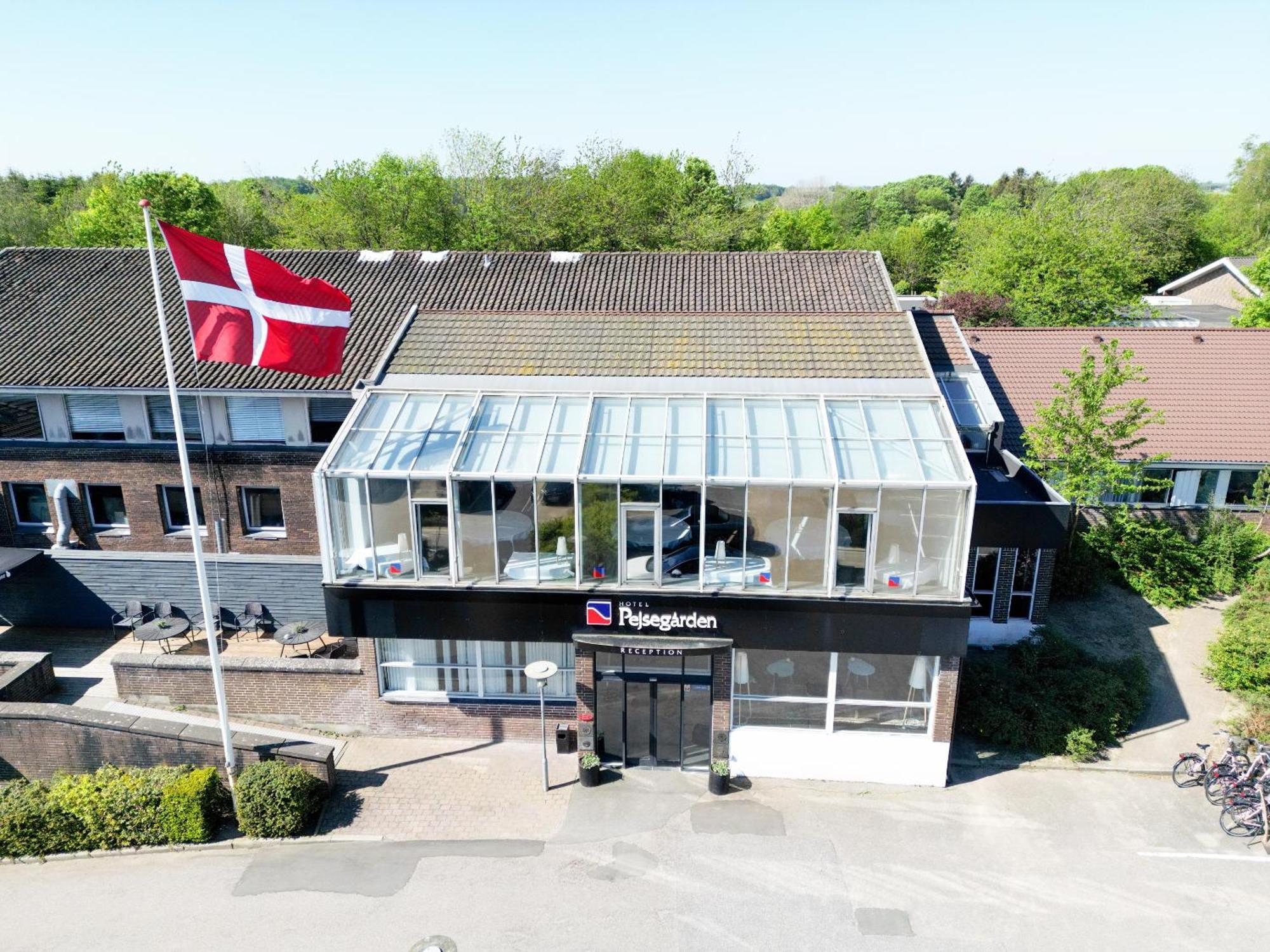 Hotel Pejsegaarden Braedstrup ภายนอก รูปภาพ