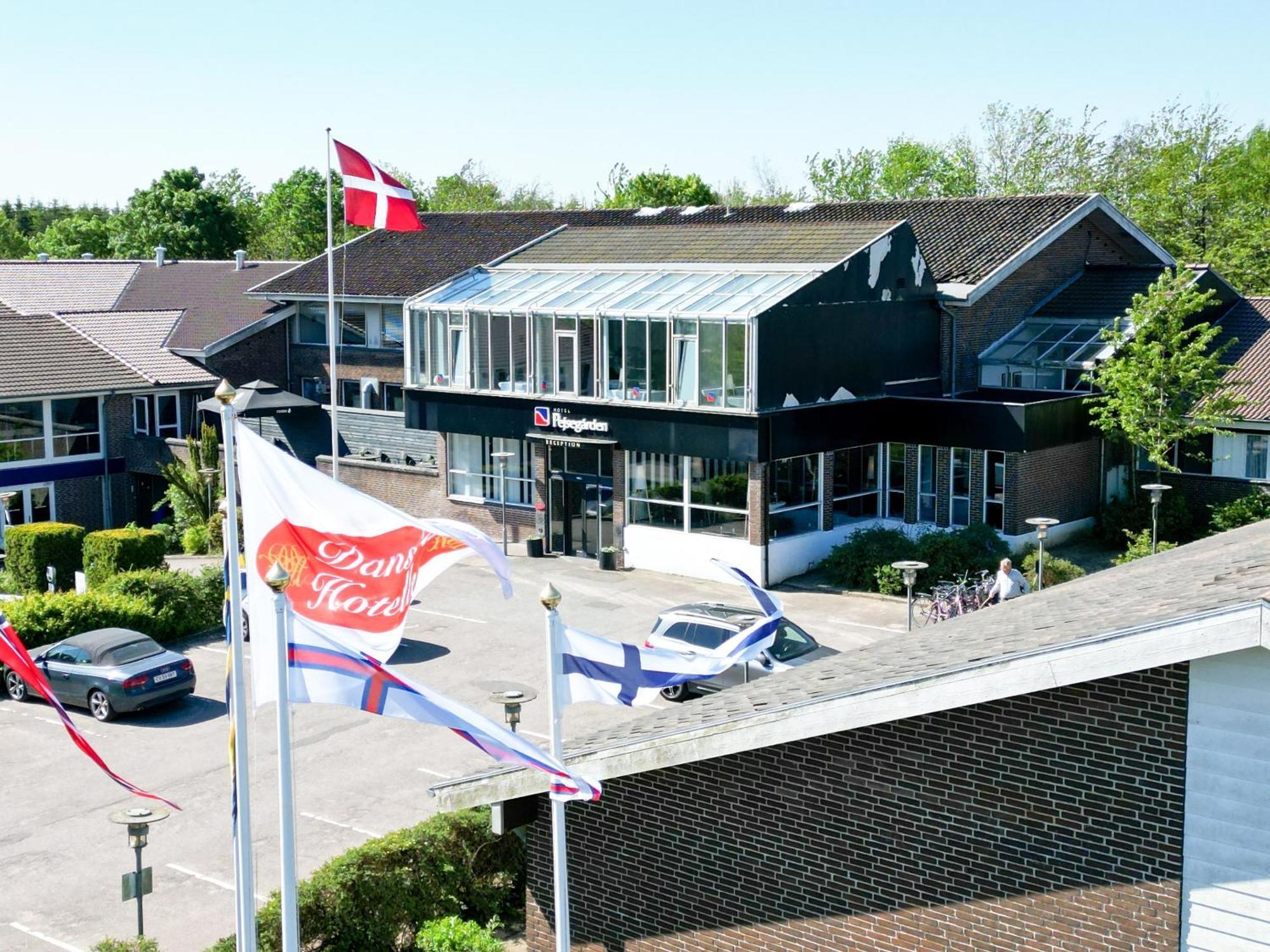 Hotel Pejsegaarden Braedstrup ภายนอก รูปภาพ